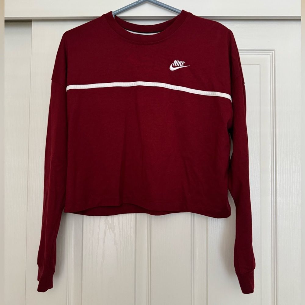 Nike crop long sleeve